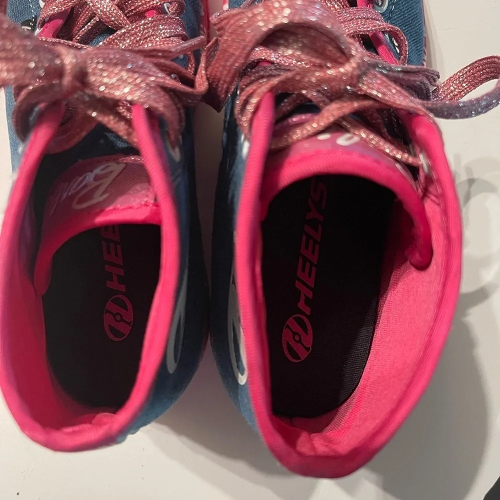 Heelys x Barbie Hustle High Top Denim Pink Roller Shoes - Youth Size 3